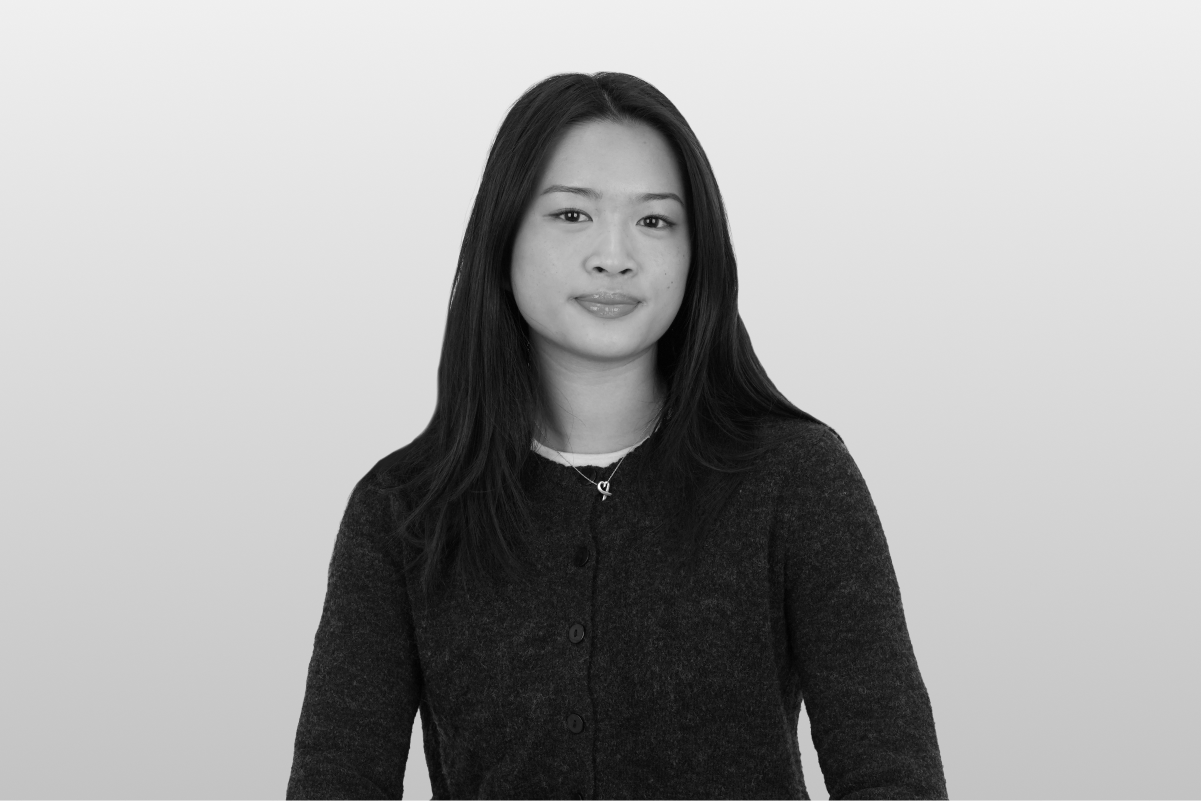 Charlotte bong 1200x800px website background colour