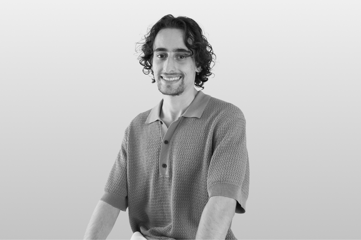 Dominic scopece 1200x800px website background