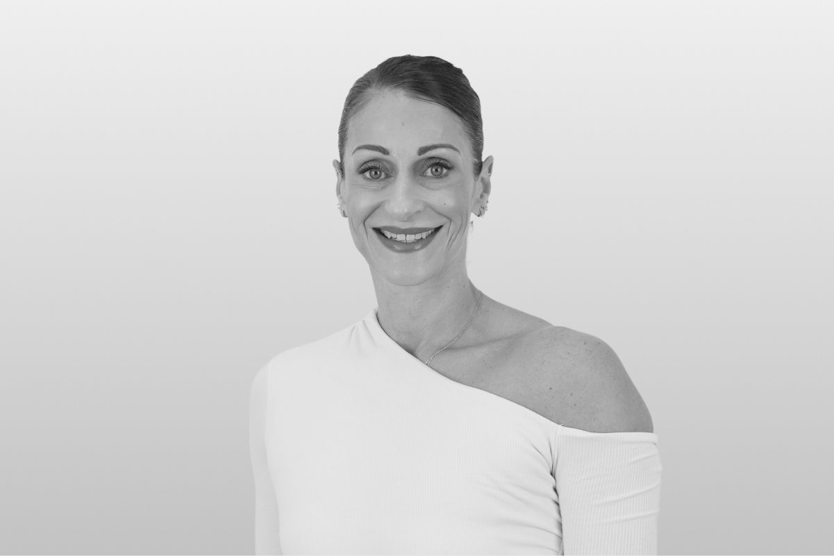 Maria paradisis 1200x800px website background